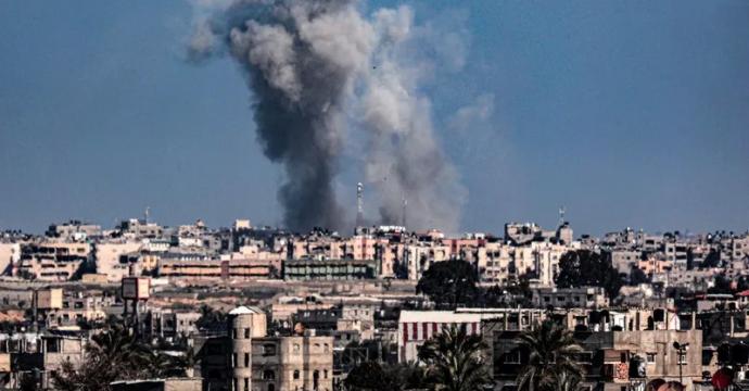 سماع دوي انفجارات في المناطق الشرقية لرفح الفلسطينية