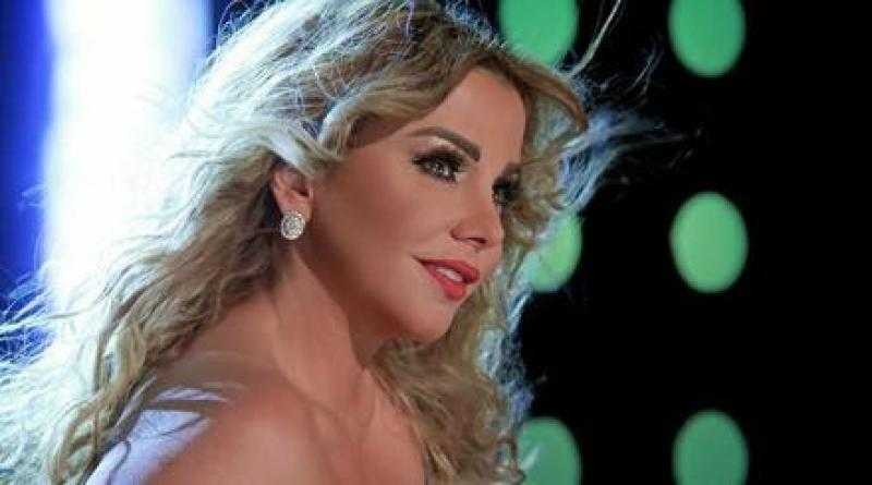 بالمايوه .. إطلالة جريئة لـ رزان مغربى من أمام البحر| شاهد
