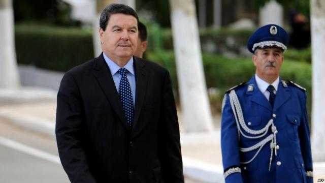 التحقيق مع مدير الأمن الوطني السابق بملفات فساد بالجزائر