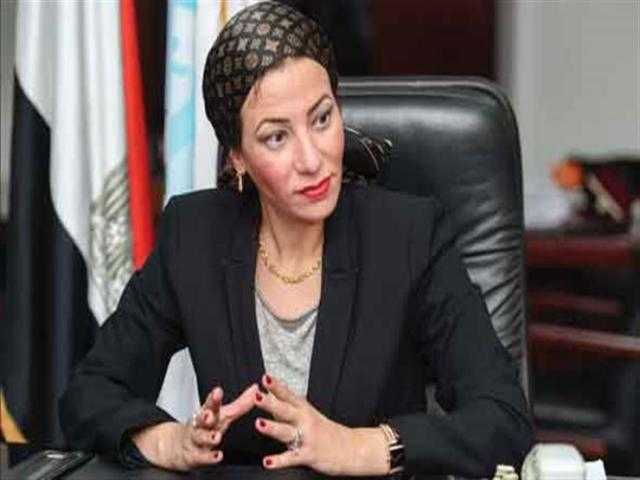 ذوبان الجليد وارتفاع درجات الحرارة.. وزيرة البيئة تكشف مخاطر استمرار تغير المناخ.. فيديو