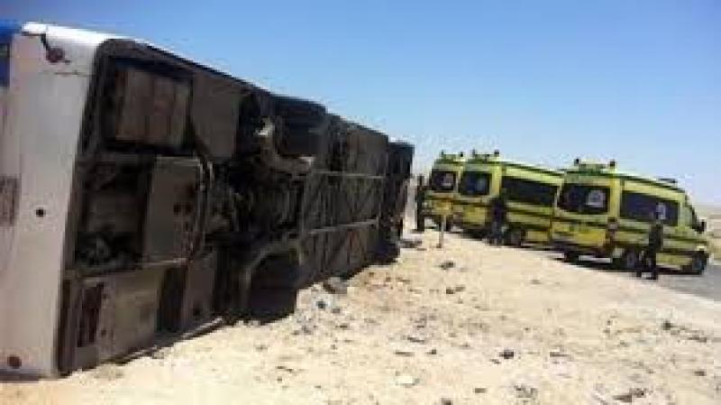 إصابة 6 أشخاص إثر انقلاب أتوبيس في المعادي