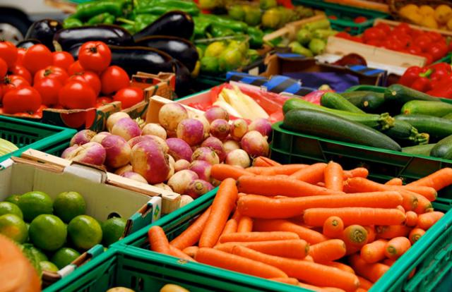10 أغذية تساعد على حرق الدهون بسرعة