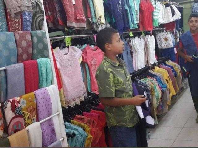 لو هتنزلى تشترى حاجة العيد.. هل يجوز قانونا شراء السلع بشرط تجربتها أولا ؟
