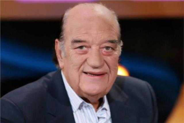 زوجة حسن حسني ترد على شائعة وفاته بمفاجأة