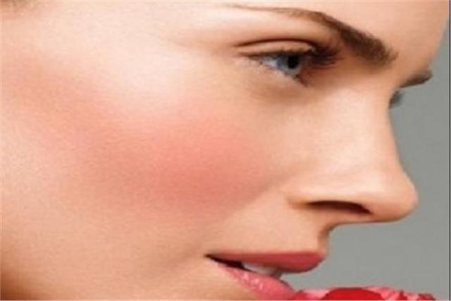 طريقة عمل توريد الخدود والكعبين «tint»