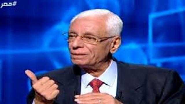 حسام موافي يكشف أسباب رفرفة القلب.. فيديو