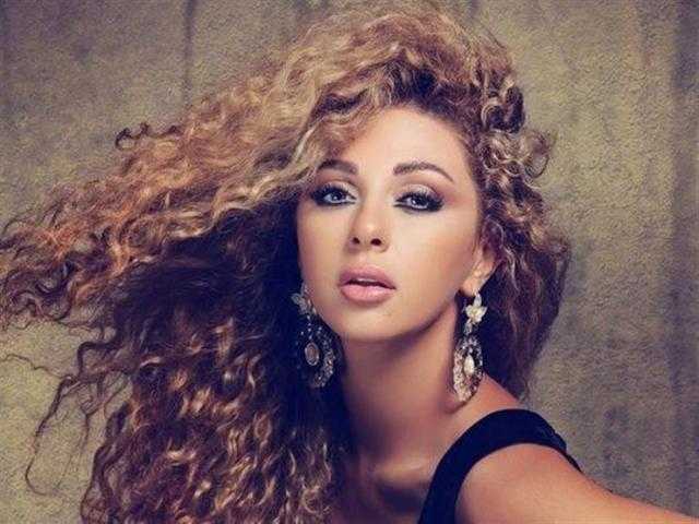 أمراض النجوم الغامضة.. شقيقة هيفاء وهبي تكشف حقيقة إصابتها في الكبد.. وميريام فارس تثير الجدل بالتهاب الأحبال الصوتية