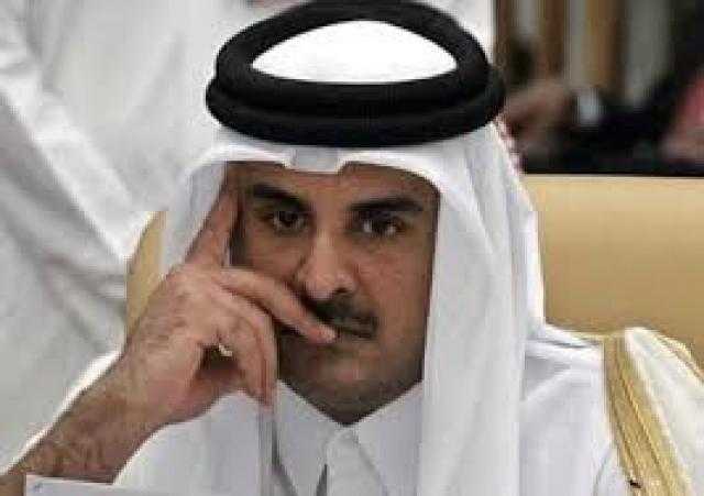 الباز: العائلة الحاكمة في قطر تنفق على العاهرات