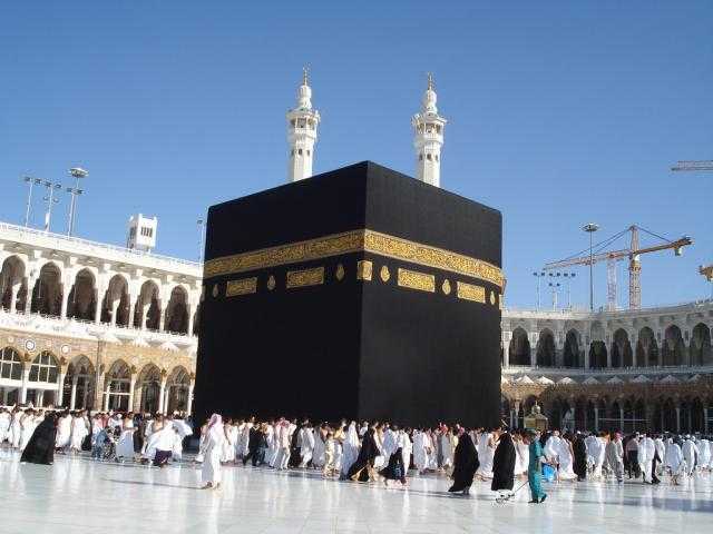 خطيب المسجد الحرام يوضح أنواع الشكر في الدين