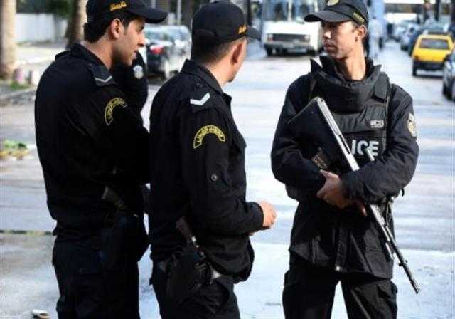 الشرطة التونسية تغلق مقر هيئة مكافحة الفساد بعد إخلائه من الموظفين
