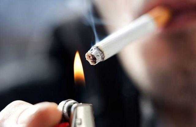 تغريم شاب 42 ألف جنيه والسبب «سيجارة»