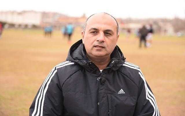 عمرو أنور: «أزارو يهدر الفرص بشكل غير طبيعي.. والأهلي يحتاج إلى مهاجم»..فيديو