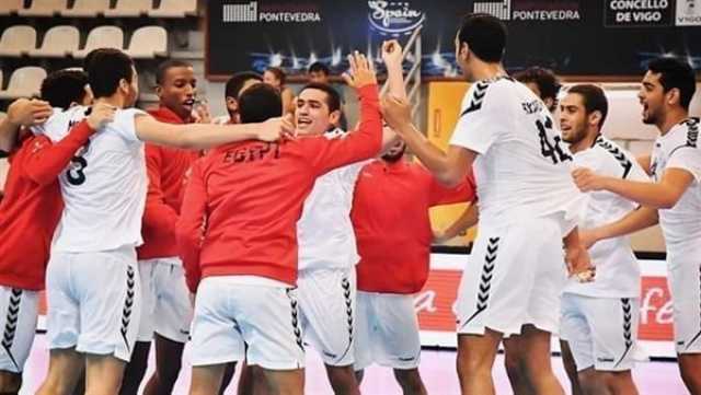 بعد خسارة منتخب اليد..أحمد موسى: «عملوا المستحيل وبيقبضوا 13 جنيه»..فيديو