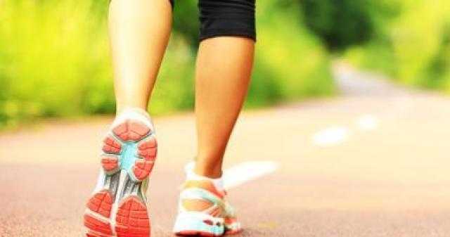 تعرف على فوائد المشي بعد تناول الطعام