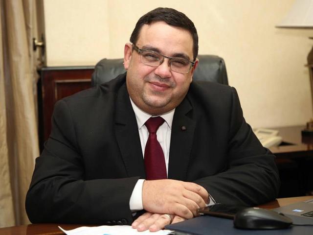 الدكتور محسن عادل رئيس الهيئة العامة للاستثمار والمناطق الحرة