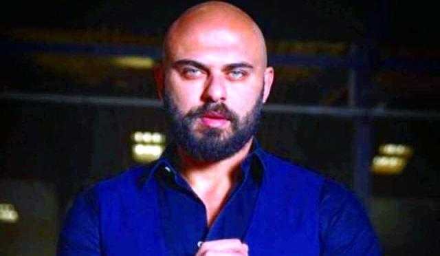 مني الشاذلي تتغزل فى «أحمد صلاح حسني» : يا محطم قلوب العذارى