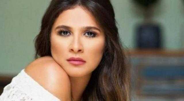 بعد رفض أخيها وحذف حسابه.. الكواليس الكاملة لقصة حب ياسمين والعوضي (صور)