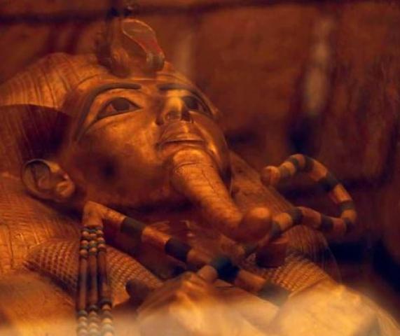 مومياء توت عنخ آمون 