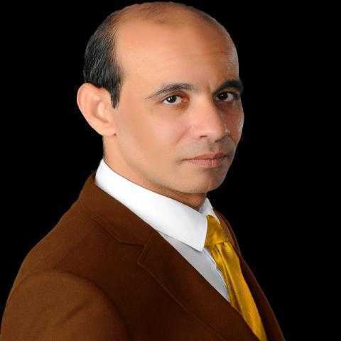 محمد موسى يكتب.. قرأت لك عن القلوب