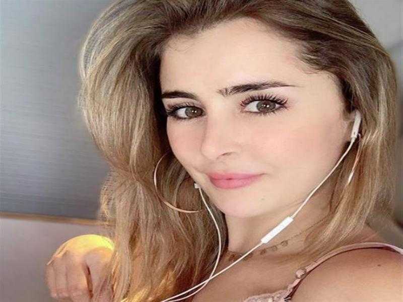 عائشة بن أحمد تبهر متابعيها في أحدث إطلالة |شاهد