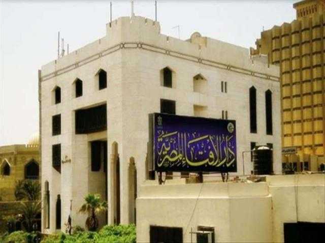 ما موقف الشرع في الزوج الذي لا يطلق زوجته ويتعمد إذلالها؟.. الإفتاء تجيب