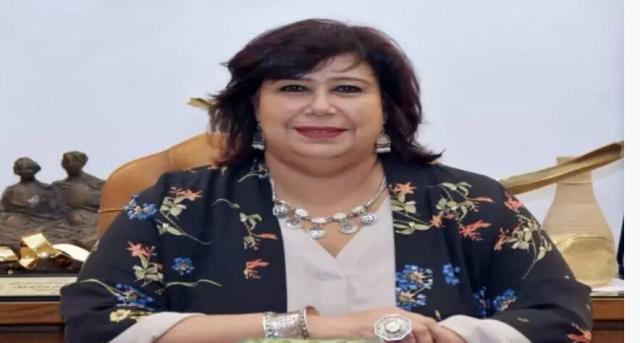 وزيرة الثقافة
