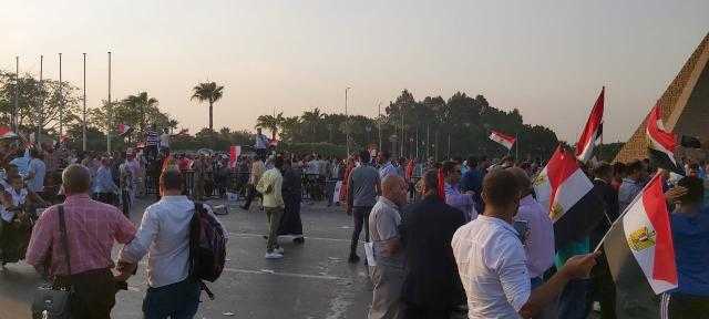 الشعب ينتصر على الإرهاب.. و«تسلم الأيادي» تضع الجزيرة في مأزق (فيديو)