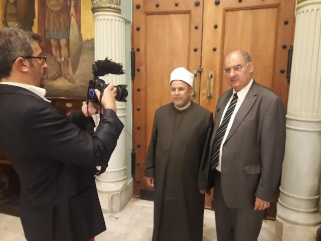 خط أحمر
