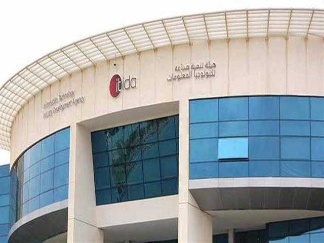 لإنجاز أطول رحلة في العالم.. «ايتيدا» تدعم الرحالة المصري «علي عبده»
