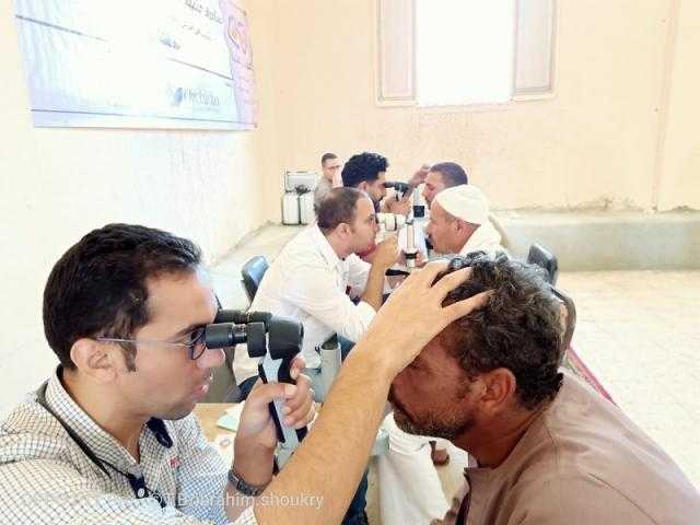 ”عنيك في عنينا” تنجح في الكشف على 23802 مواطن بالبحيرة