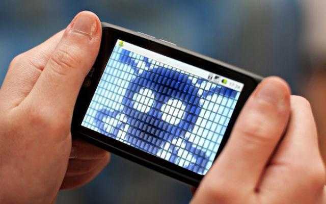 تعرف على أبرز الهجمات الأمنية التى تهدد مستخدمي الهواتف الذكية