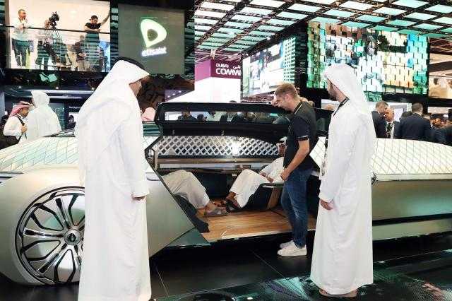 أسبوع جيتكس يستعرض سيارة «رينو إي زد ألتيمو» المزودة بتقنية القيادة المستقلة