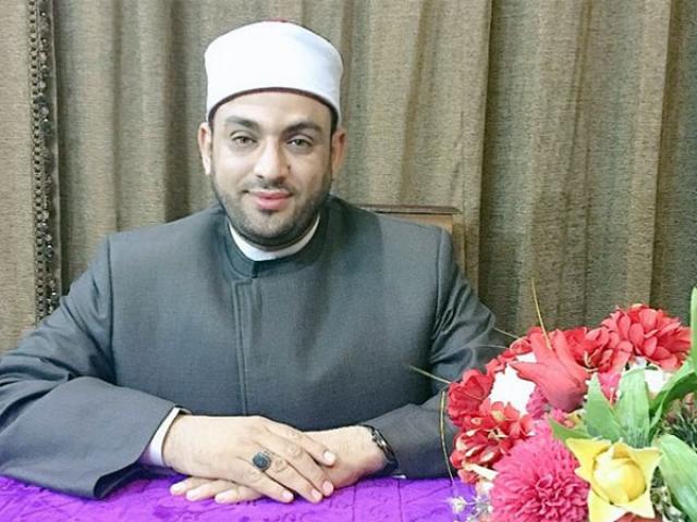 الدكتور حجازي فارس