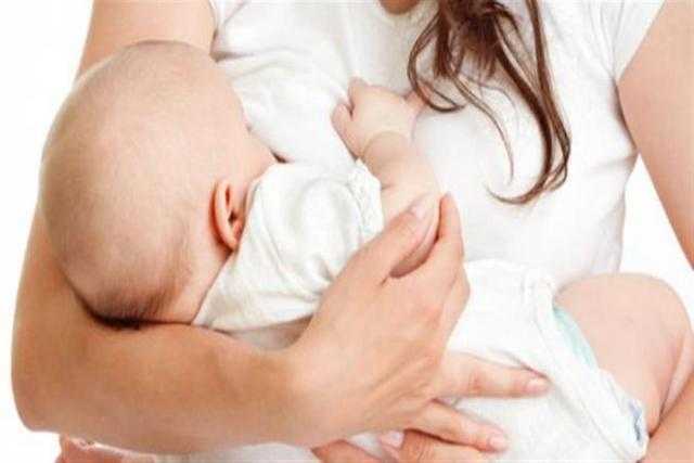 لـ الأمهات الجُدد.. الرضاعة الطبيعية تحارب البكتيريا
