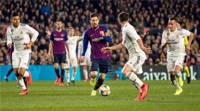 لماذا رفضا ريال مدريد وبرشلونة نقل الكلاسيكو إلى البرنابيو؟