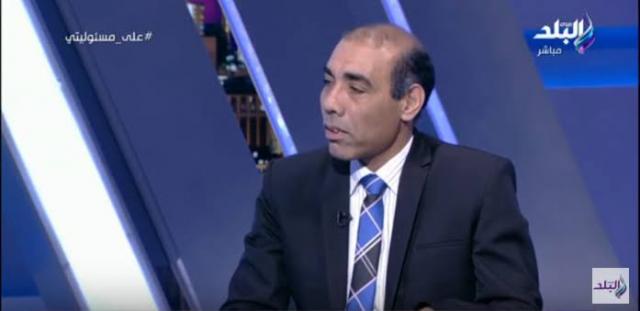أيمن سمير المتخصص في العلاقات الدولية