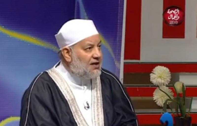 حكم أخذ الزوجة من مال زوجها دون علمه.. أزهري يوضح
