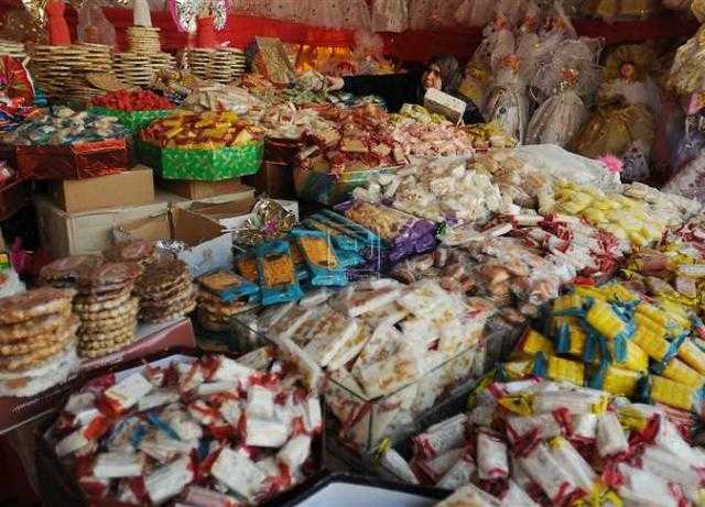 حلاوة المولد.. انخفاض الأسعار عن العام الماضى والعلبة تبدأ من 35 جنيها وتصل إلى 1500 للأنواع الفاخرة