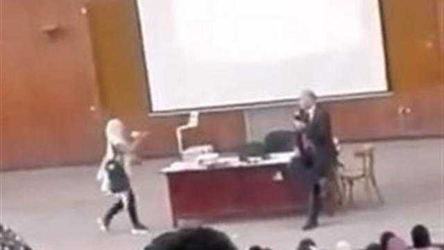 بعد عرض الجزيرة خناقة طالبة وعميد حقوق طنطا.. ”الباز” يرد