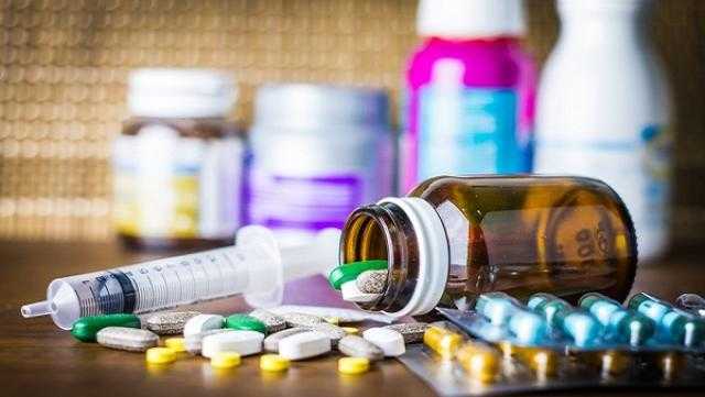 ”صناعة الدواء”: لدينا اتفاق بإنتاج اللقاح الروسي بداية عام 2022