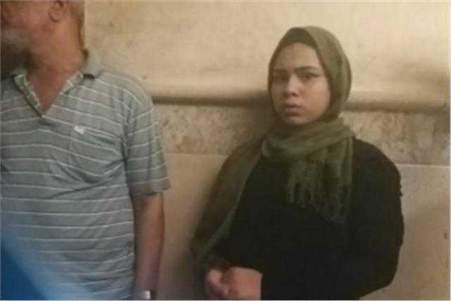 فتاة العياط  : ضربته بالسكين عشان كان عايز حاجات وحشة
