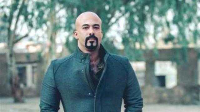 بعد رحيل هيثم أحمد زكي.. تعرف على مخاطر المكملات الغذائية