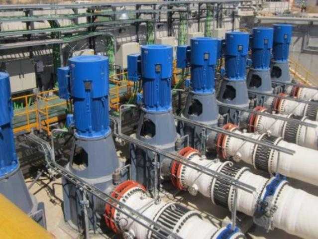 مهندس بمحطة تحلية مياه العلمين: نتنج 150 ألف متر مكعب مياه صالحة للشرب يوميًا (فيديو)
