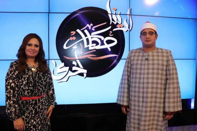 أولي حلقات «لدينا حكايات أخري»