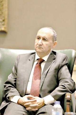 وزير الصناعة أبرزهم .. ”الباز” يكشف ملامح التعديل الوزاري