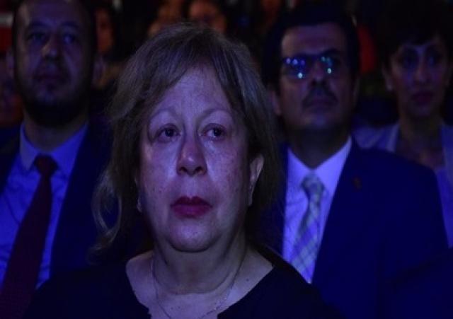 خط أحمر