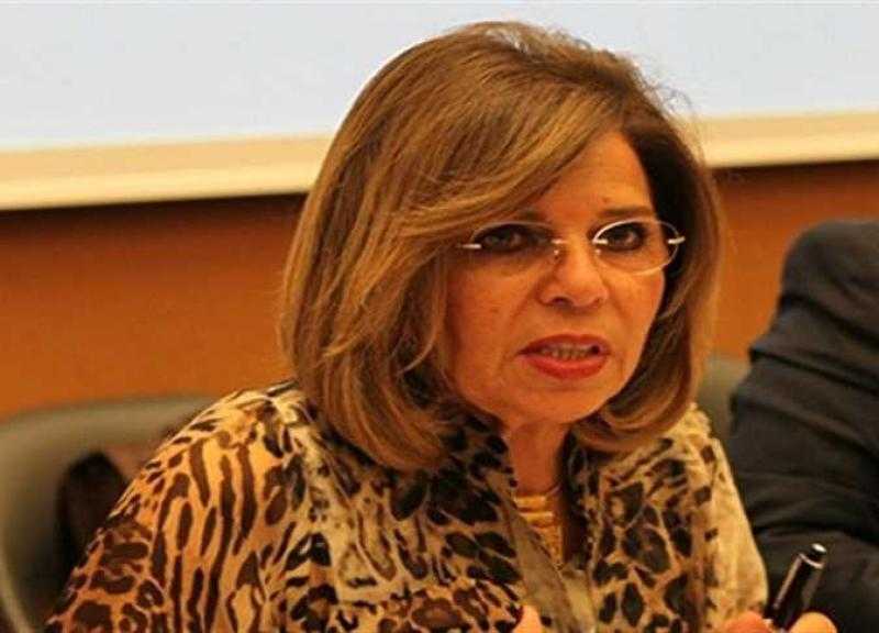 مشيرة خطاب: جلسة المحور السياسي بالحوار الوطني مبشرة جدا