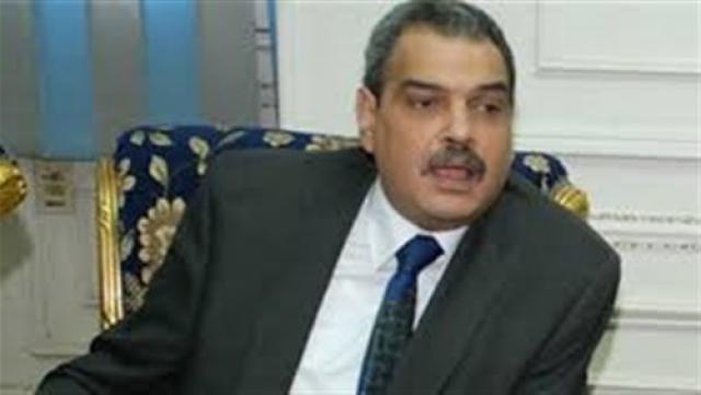 الدكتور مصطفى حسين