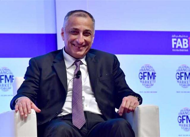 طارق عامر محافظ البنك المركزي