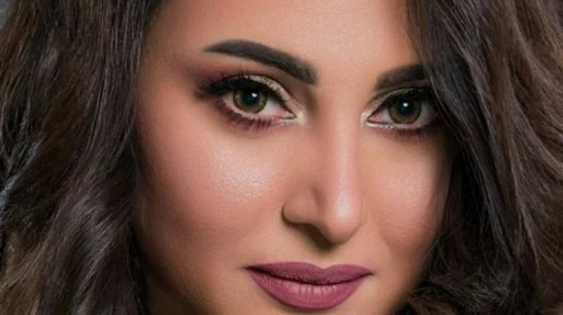 رحاب الجمل تعتمد موضة الكلاسيك في أحدث ظهور لها